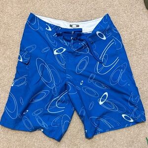 Oakley Men's Blue Patterned Board Shorts
